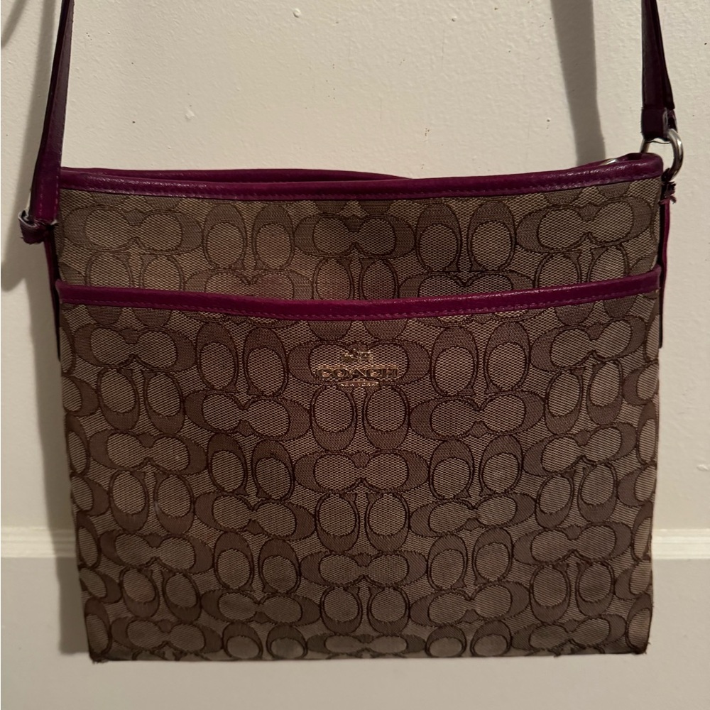 Authentic Coach File Bag Crossbody